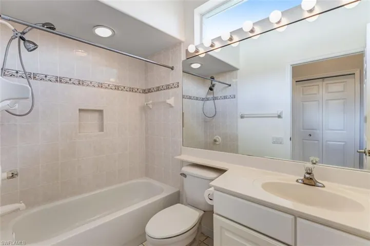 9141 Garden Pointe, Fort Myers, Florida 33908