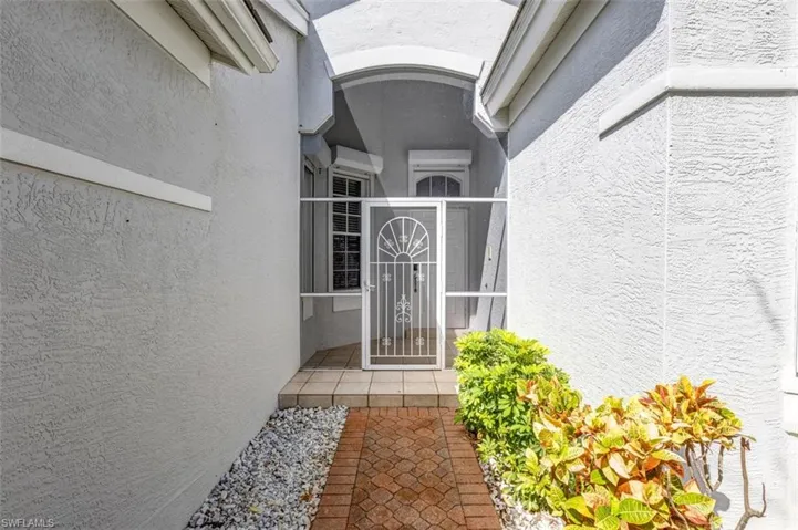 9141 Garden Pointe, Fort Myers, Florida 33908