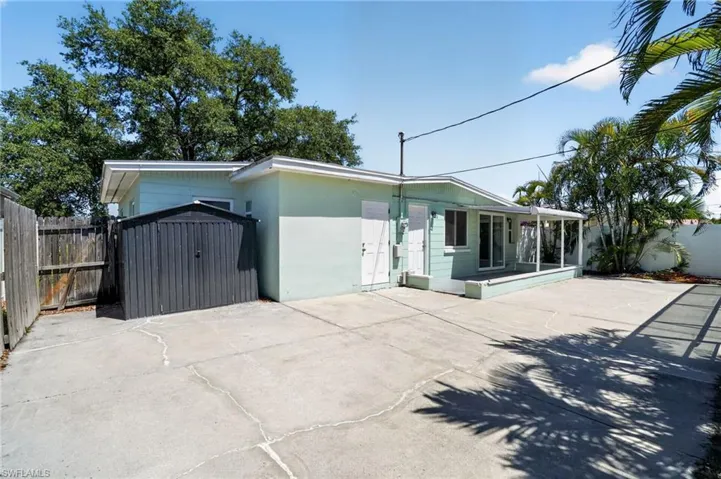 3300 Kingston St N, St. Petersburg, Florida 33713