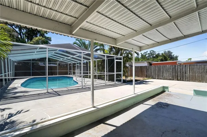 3300 Kingston St N, St. Petersburg, Florida 33713