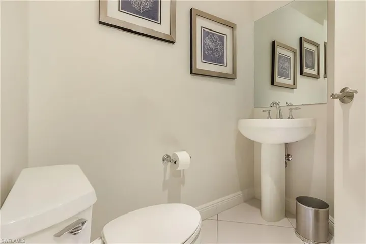 Powder room