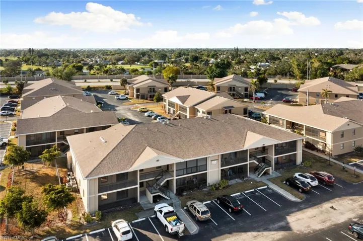 5313  Summerlin  RD, Fort Myers, FL 33919
