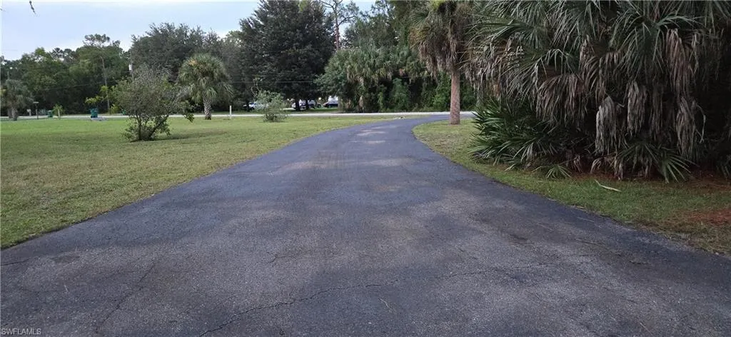 2661  4th NW ST, Naples, FL 34120