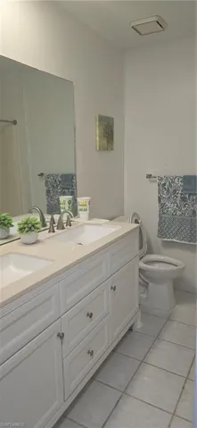 2661  4th NW ST, Naples, FL 34120