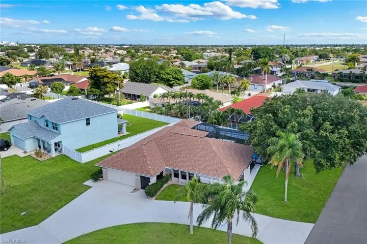 1002 5th St, Cape Coral, Florida 33990