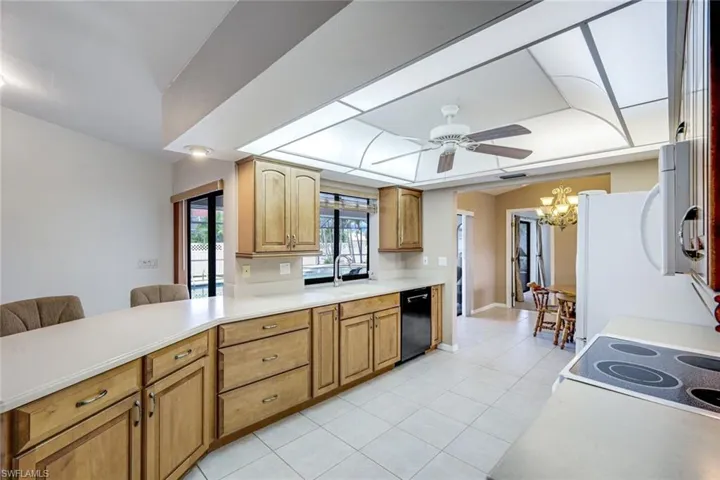 1002 5th St, Cape Coral, Florida 33990