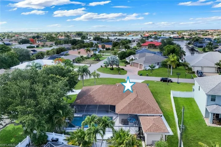 1002 5th St, Cape Coral, Florida 33990