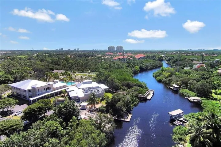 Nestled up to the Estero River with access to the Gulf!