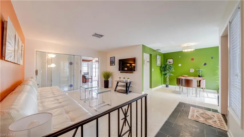 3520 Se 3rd Pl, Cape Coral, Florida 33904