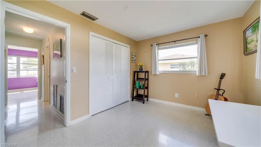 3520 Se 3rd Pl, Cape Coral, Florida 33904