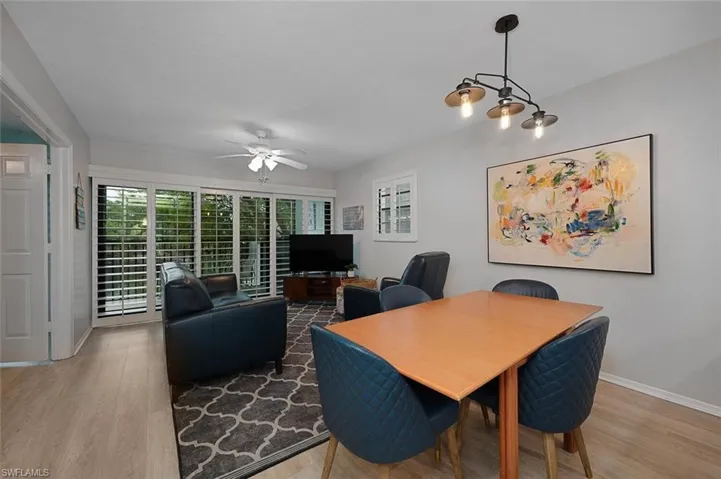 600  Neapolitan  WAY, Naples, FL 34103