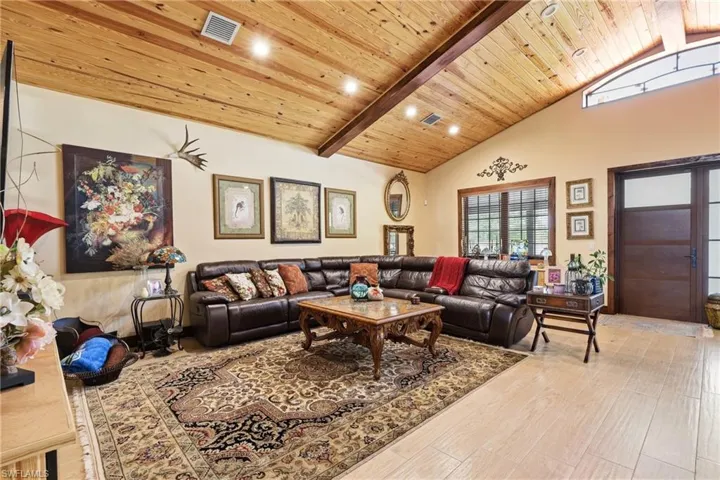 842 Hunting Club Ave, Clewiston, Florida 33440