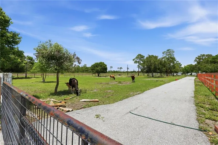 842 Hunting Club Ave, Clewiston, Florida 33440