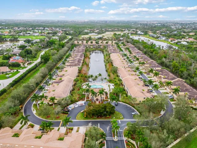 6021 Jonathans Bay Cir 302, Fort Myers, Florida 33908