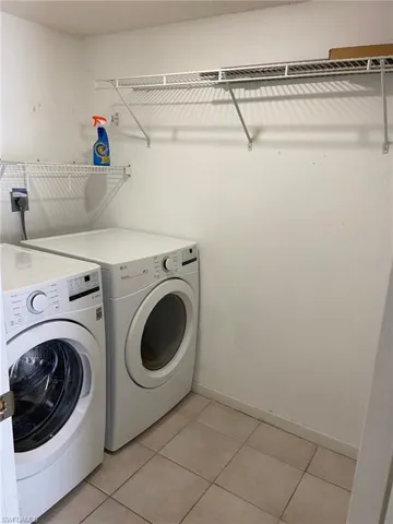 1442 Park Shore Cir 1, Fort Myers, Florida 33901