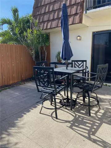 1442 Park Shore Cir 1, Fort Myers, Florida 33901