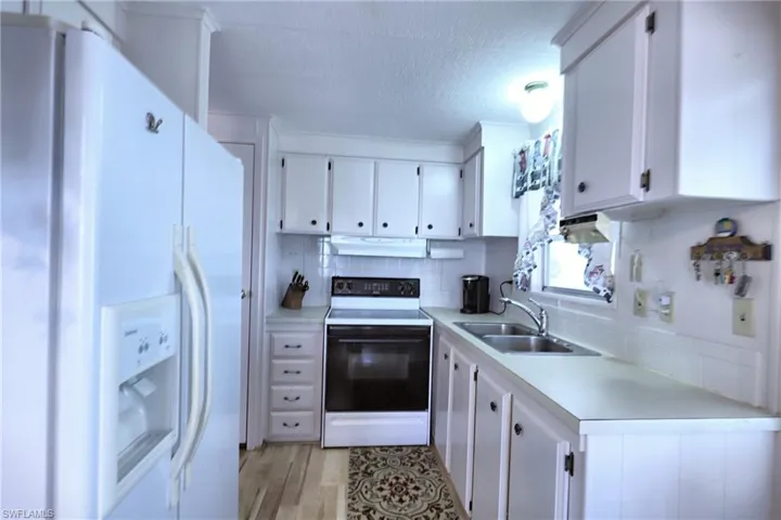 123  Granada  ST, Fort Myers, FL 33905