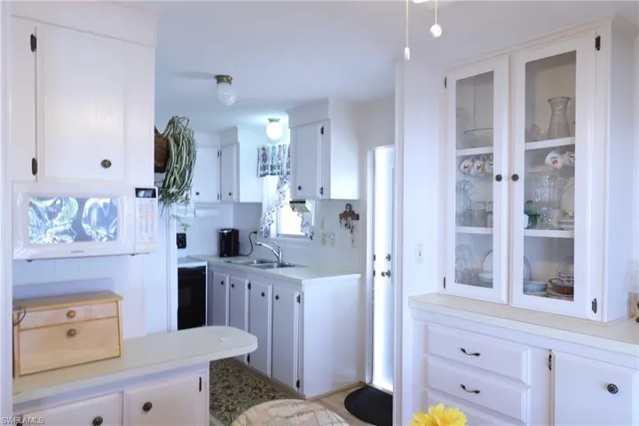 123  Granada  ST, Fort Myers, FL 33905