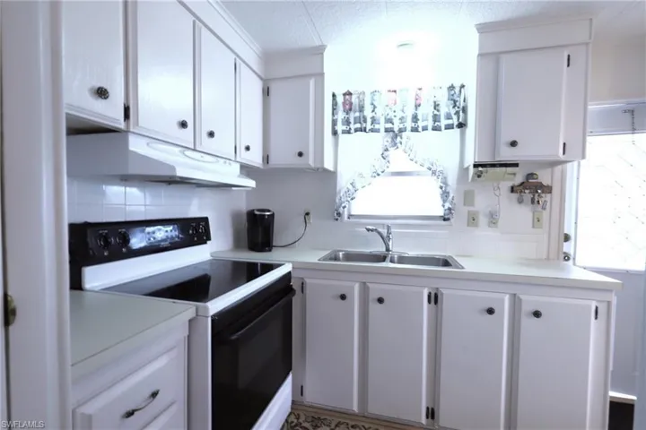 123  Granada  ST, Fort Myers, FL 33905