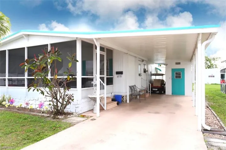 123  Granada  ST, Fort Myers, FL 33905