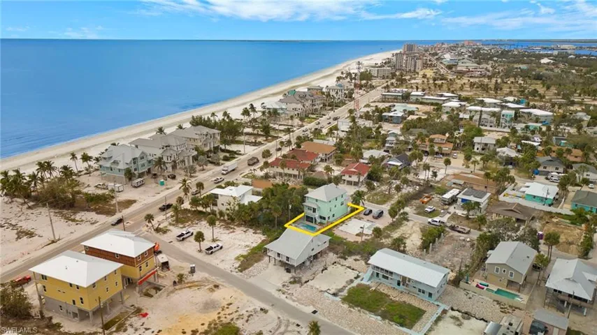 Close to the Beach!(Photo may be virtually enhanced)