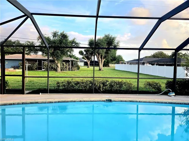 3507 Se 3rd Ave, Cape Coral, Florida 33904