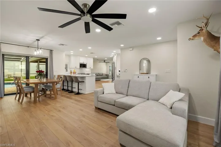 6027  Lake Grasmere  WAY, Fort Myers, FL 33908