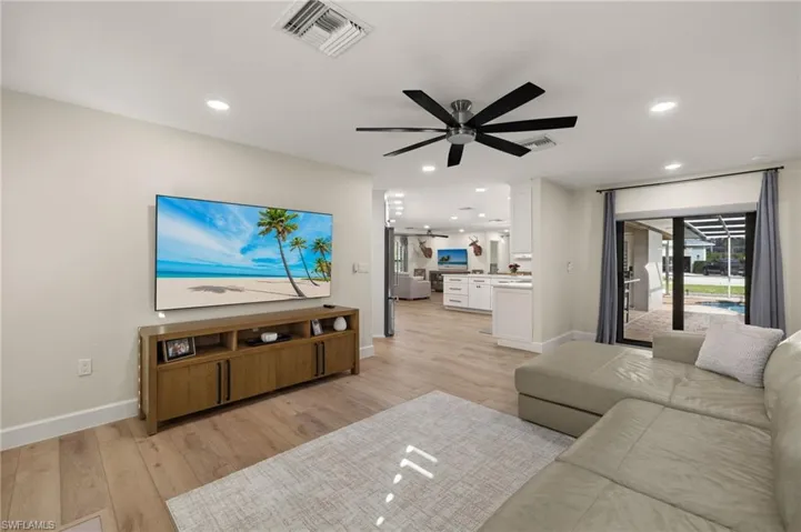 6027  Lake Grasmere  WAY, Fort Myers, FL 33908