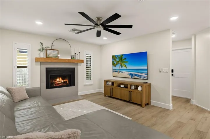 6027  Lake Grasmere  WAY, Fort Myers, FL 33908