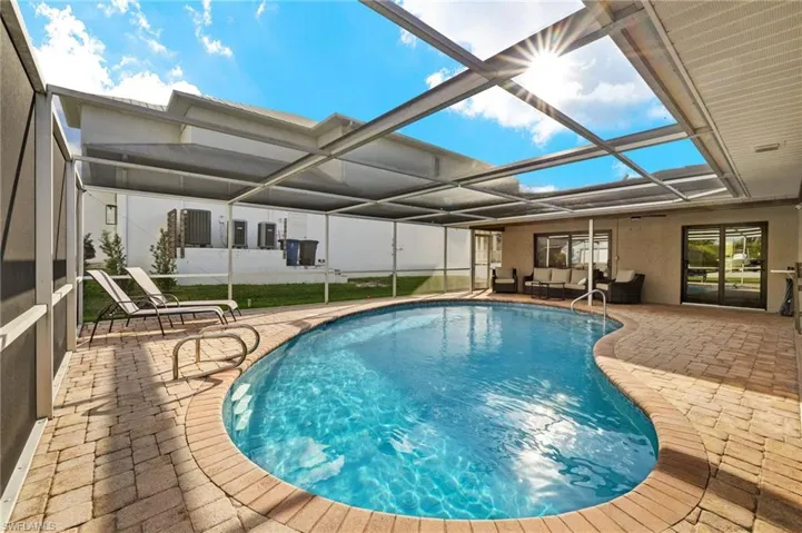 6027  Lake Grasmere  WAY, Fort Myers, FL 33908