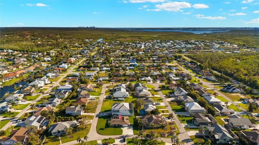 6027  Lake Grasmere  WAY, Fort Myers, FL 33908