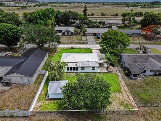 205 E Sugarland Cir, Clewiston, FL 33440