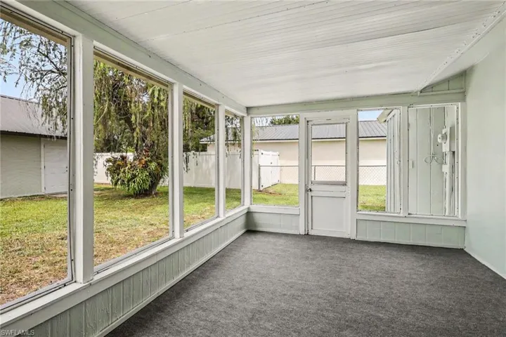 205 E Sugarland Cir, Clewiston, FL 33440