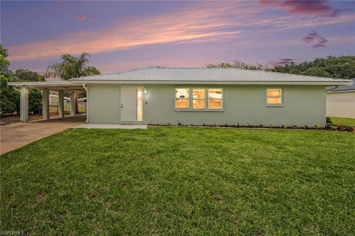 205 E Sugarland Cir, Clewiston, FL 33440