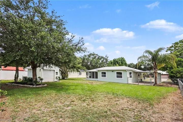 205 E Sugarland Cir, Clewiston, FL 33440