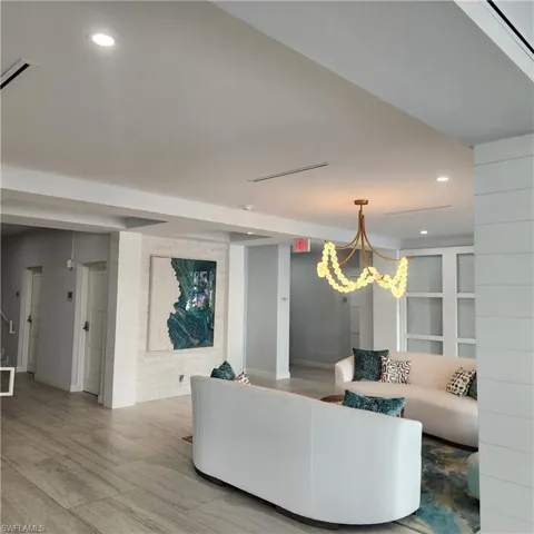 1 Bluebill Ave 707, Naples, Florida 34108