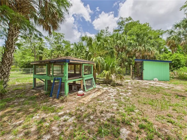 490  25th SW ST, Naples, FL 34117
