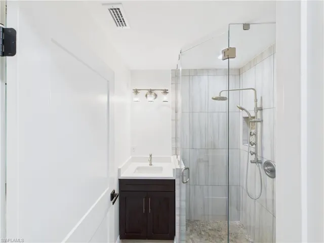 490  25th SW ST, Naples, FL 34117
