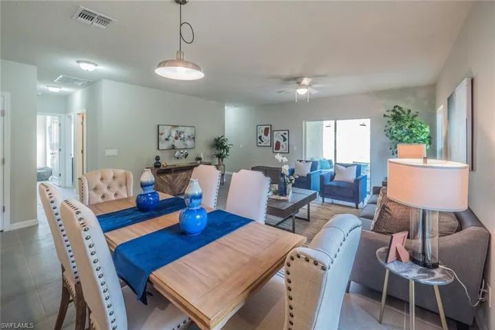 820 Ne 7th Pl, Cape Coral, Florida 33993