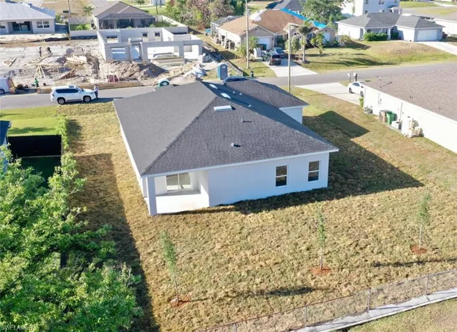 820 Ne 7th Pl, Cape Coral, Florida 33993
