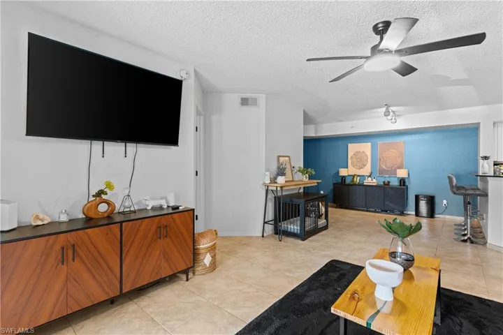 8225 Ibis Club Dr 204, Naples, Florida 34104