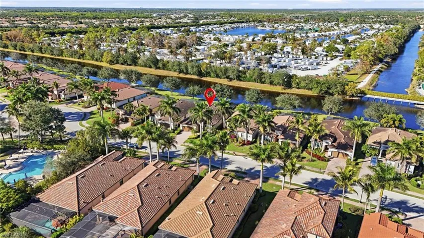 3022  Aviamar  CIR, Naples, FL 34114