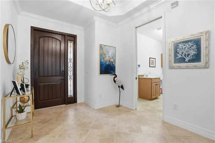 3022  Aviamar  CIR, Naples, FL 34114