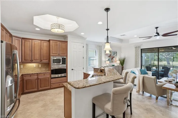 3022  Aviamar  CIR, Naples, FL 34114