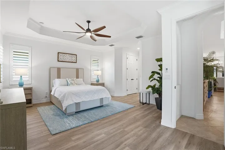 3022  Aviamar  CIR, Naples, FL 34114