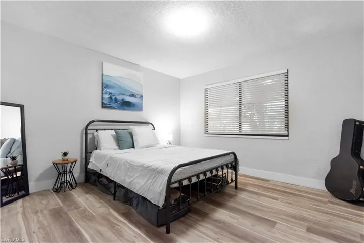 Guest bedroom with walk-in closet