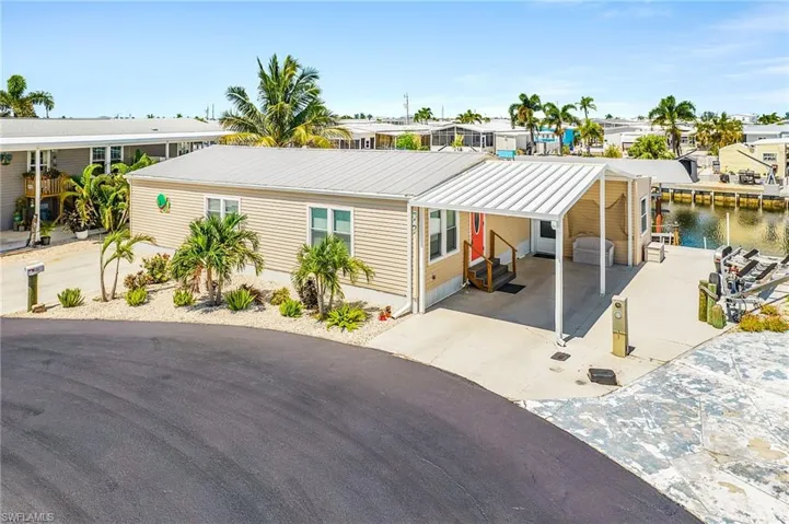 3121 Binnacle Ln, St. James City, Florida 33956