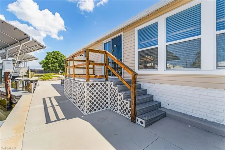 3121 Binnacle Ln, St. James City, Florida 33956