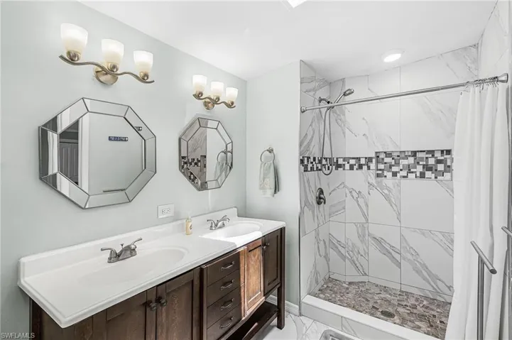 3121 Binnacle Ln, St. James City, Florida 33956