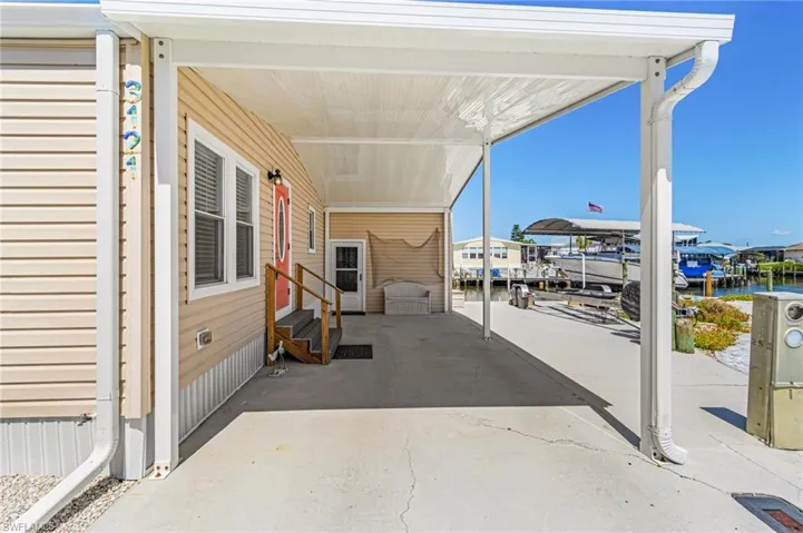 3121 Binnacle Ln, St. James City, Florida 33956